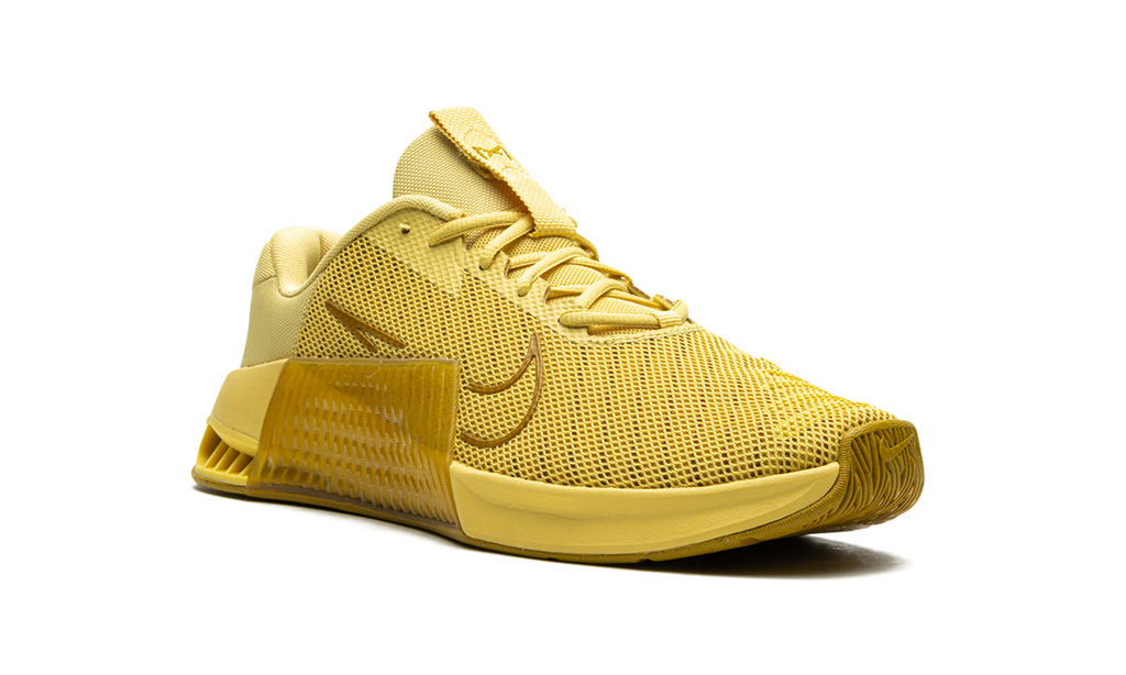 Metcon 9 Saturn Gold