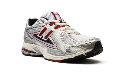 1906R  "Sier / Crimson"