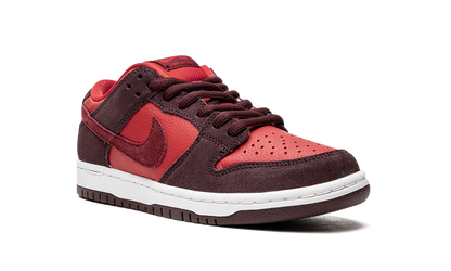 SB Dunk Low Cherry
